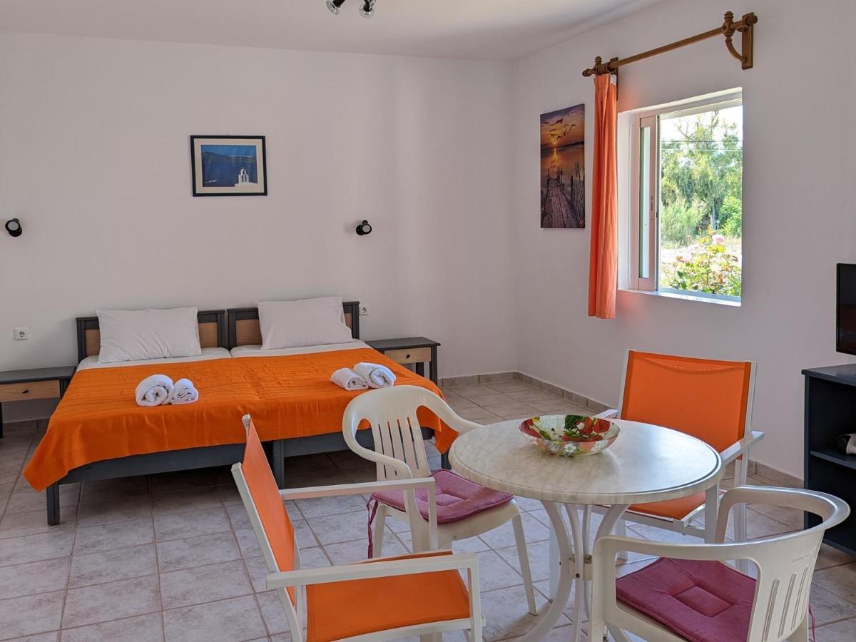 خانيا Kalliopi Studios - Apartments الغرفة الصورة